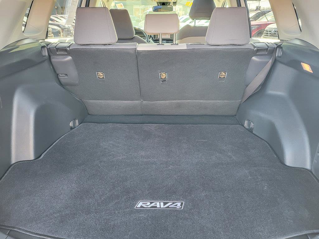 2019 TOYOTA RAV4 - Image 23