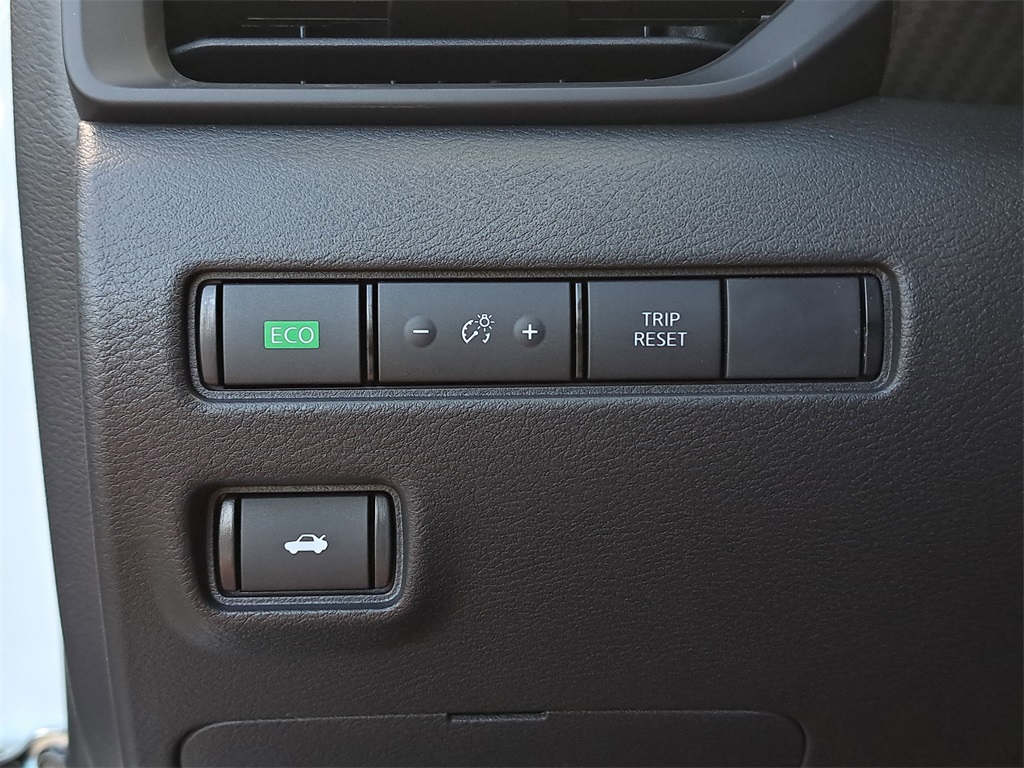 2025 Nissan Sentra S photo 23