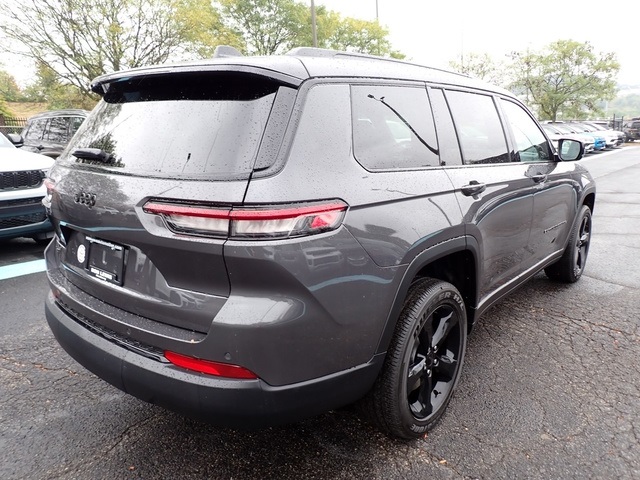 2025 Jeep Grand Cherokee Altitude X photo 3