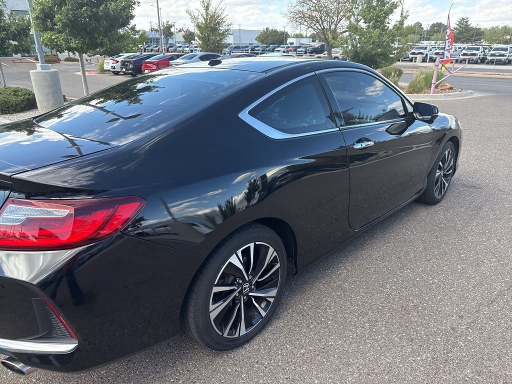 2016 Honda Accord EX photo 14
