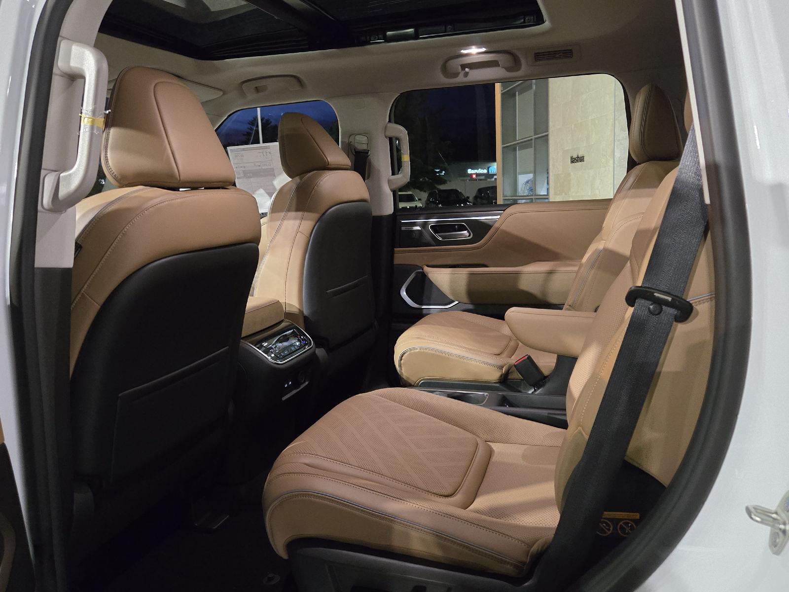 2026 Infiniti QX80 Luxe photo 20