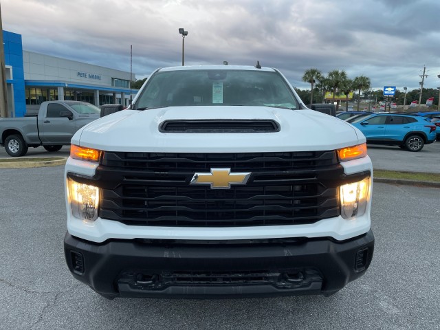 2025 Chevrolet Silverado 2500HD Work Truck photo 2