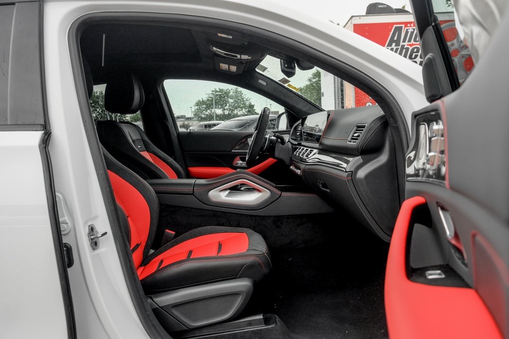 2025 Mercedes Benz GLE AMG 63 S photo 22