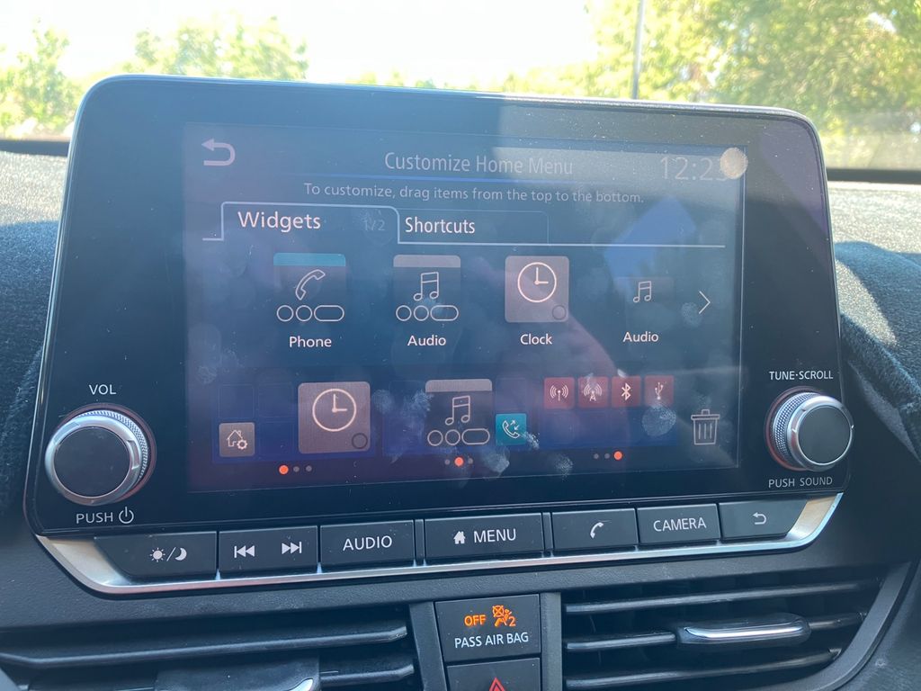 2022 Nissan Altima 2.5 SV photo 10