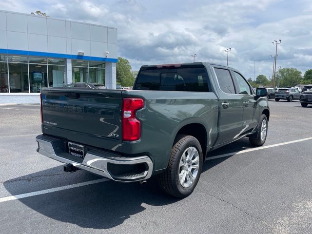 2025 Chevrolet Silverado 1500 LTZ photo 3