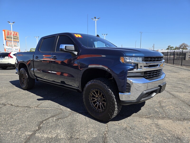 2019 Chevrolet Silverado 1500 LT photo 5