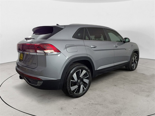 2024 Volkswagen Atlas Cross Sport SE Technology photo 4
