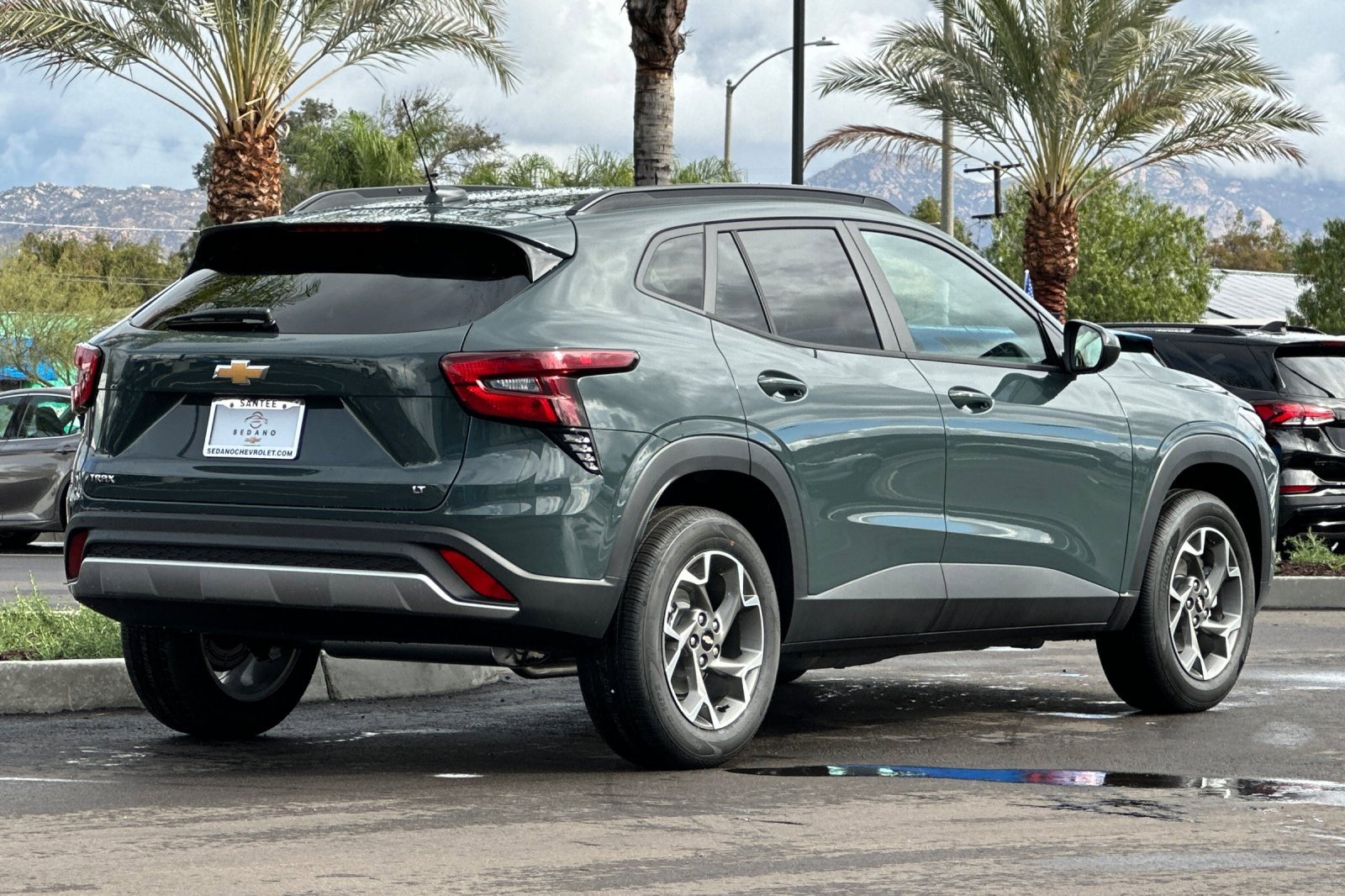 2026 Chevrolet Trax LT photo 2