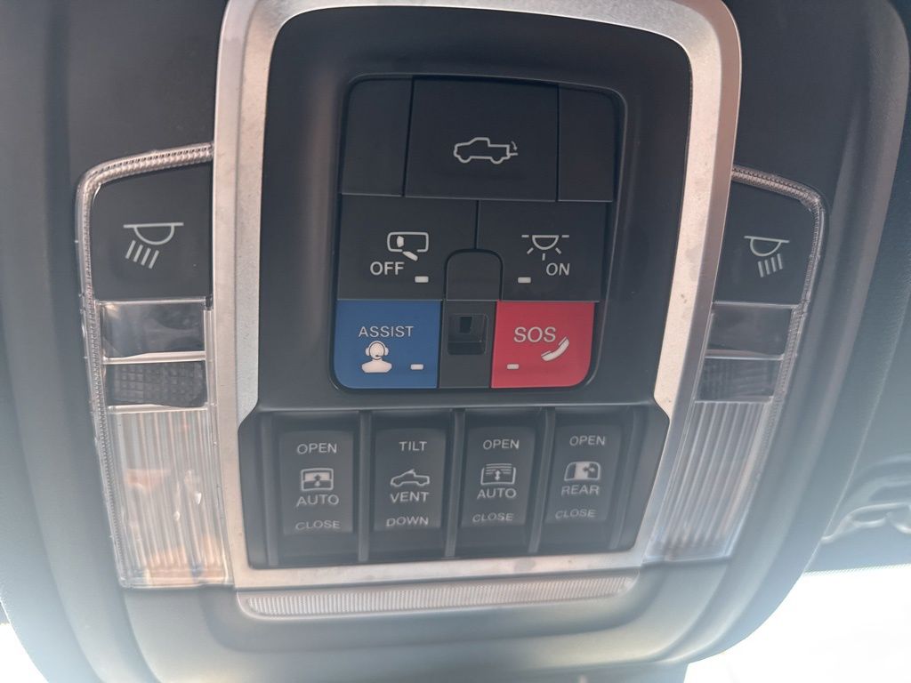 2022 Ram 1500 Laramie Longhorn photo 21