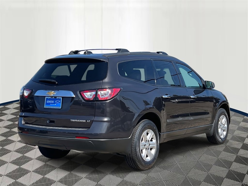 2017 Chevrolet Traverse LS photo 5