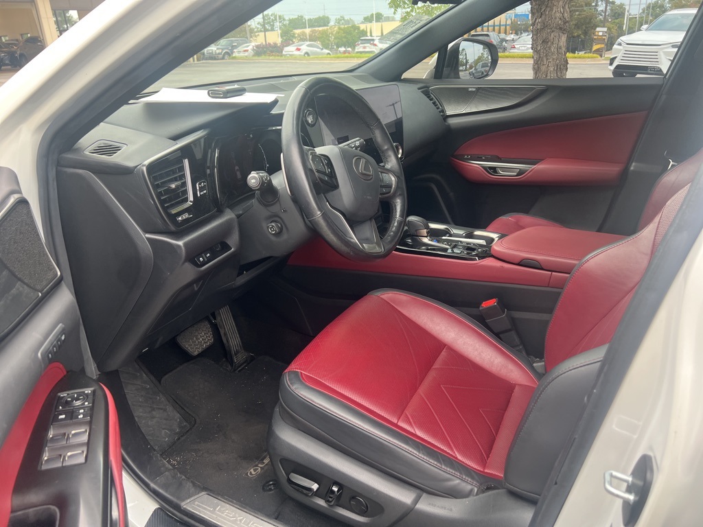 2022 Lexus NX 350 Luxury photo 4