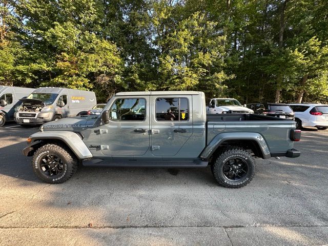 2025 Jeep Gladiator Sport photo 3