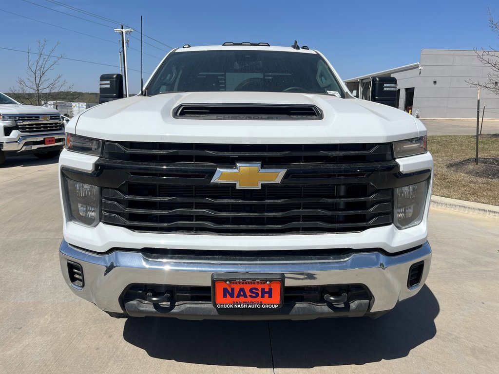 2024 Chevrolet Silverado 3500HD Work Truck photo 2