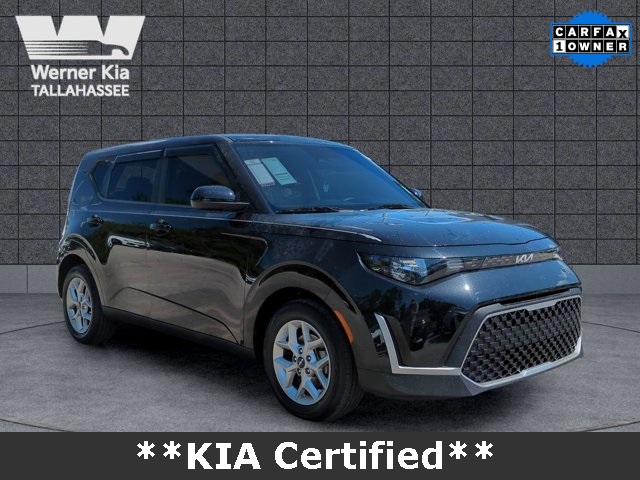 2023 Kia Soul LX's photo