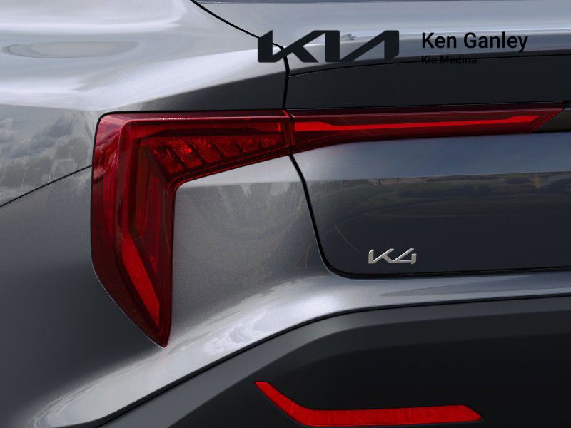 2025 Kia K4 LXS photo 9