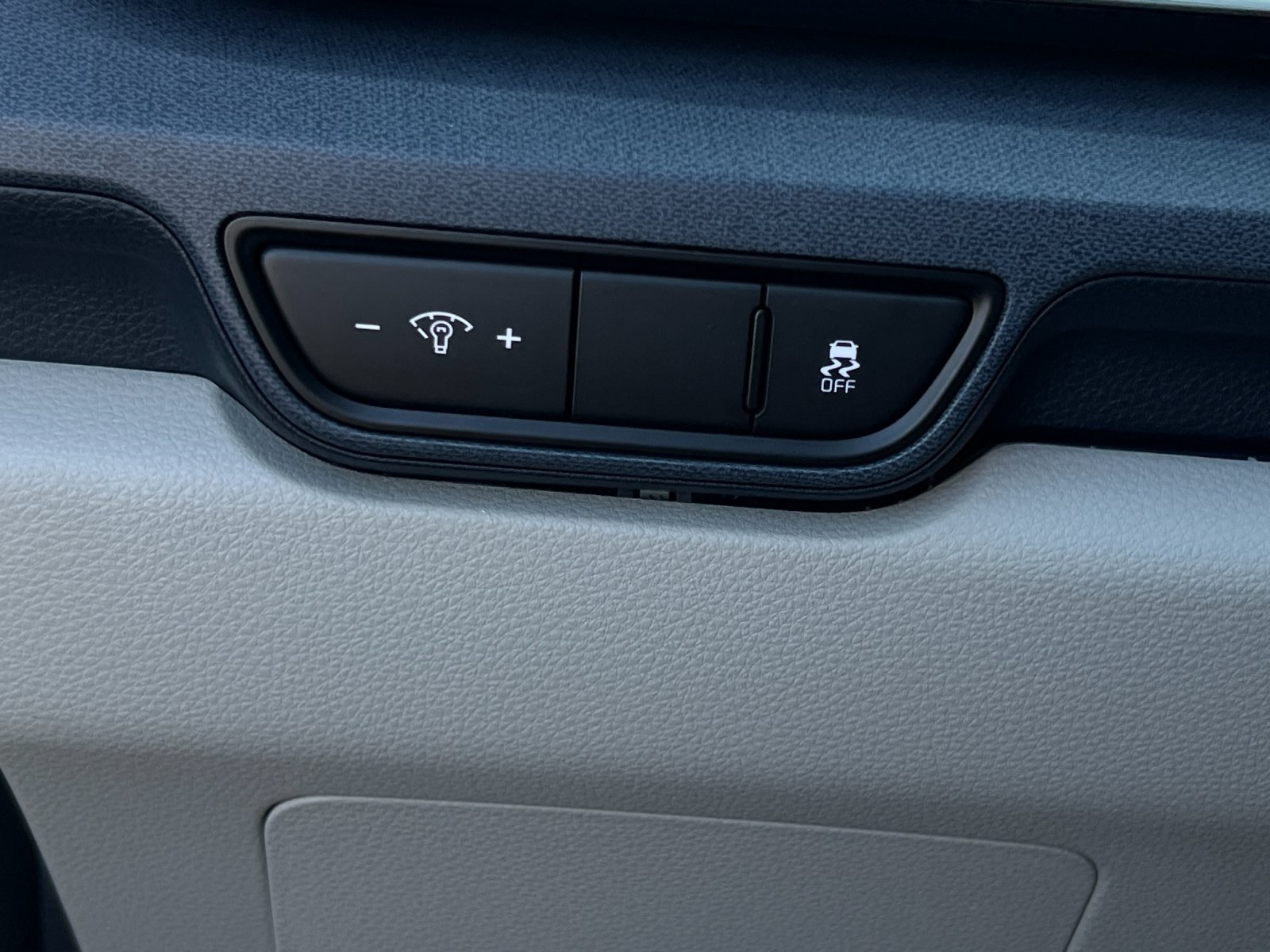 2026 Kia Carnival SX photo 27