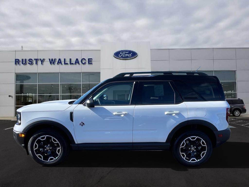 2025 Ford Bronco Sport Outer Banks's photo