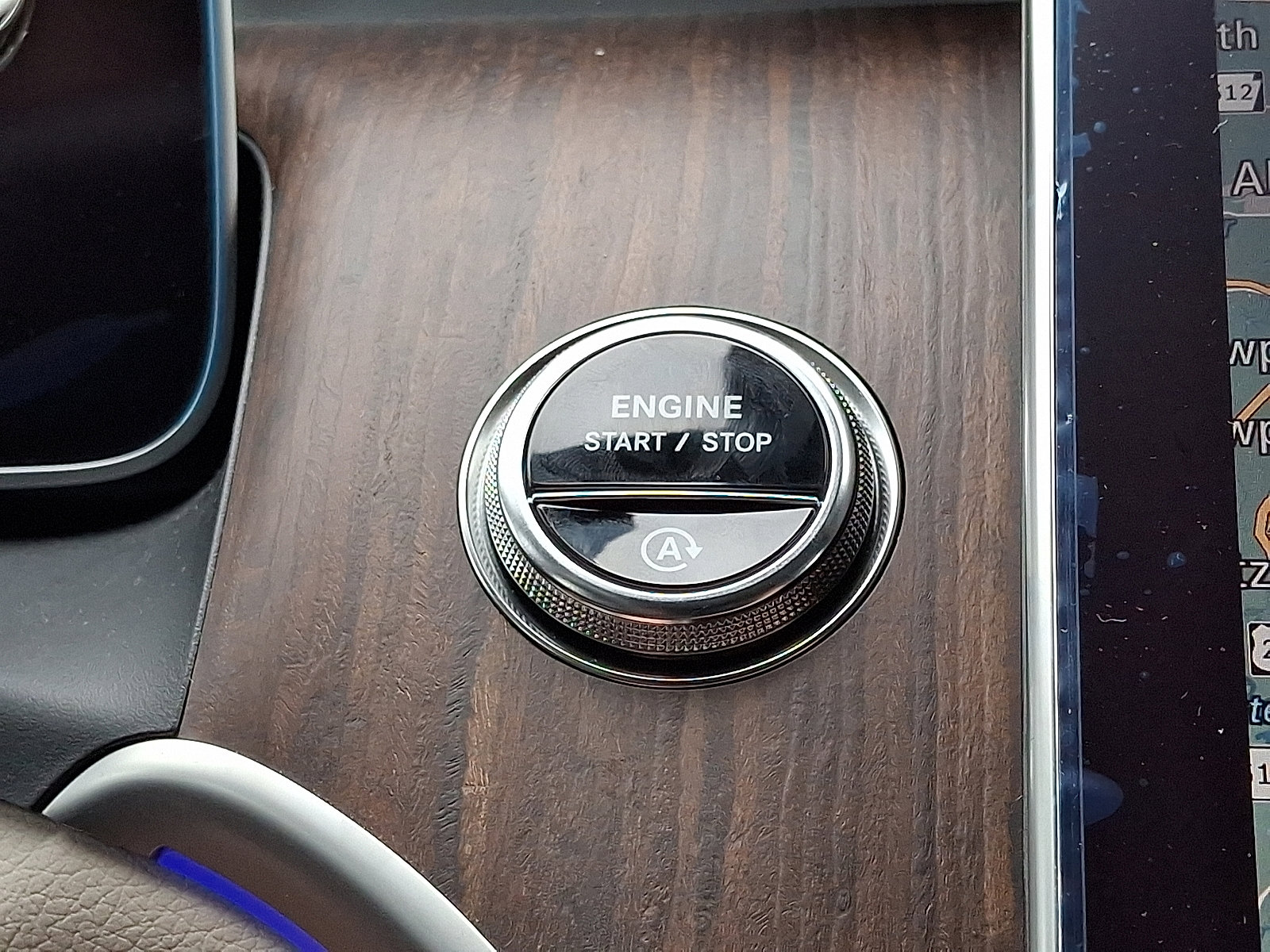 2026 Mercedes Benz GLC 300 4MATIC photo 17