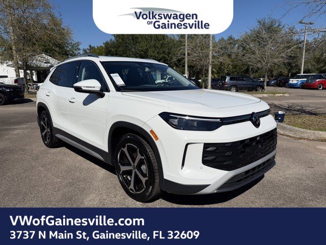 2026 Volkswagen Tiguan SE's photo