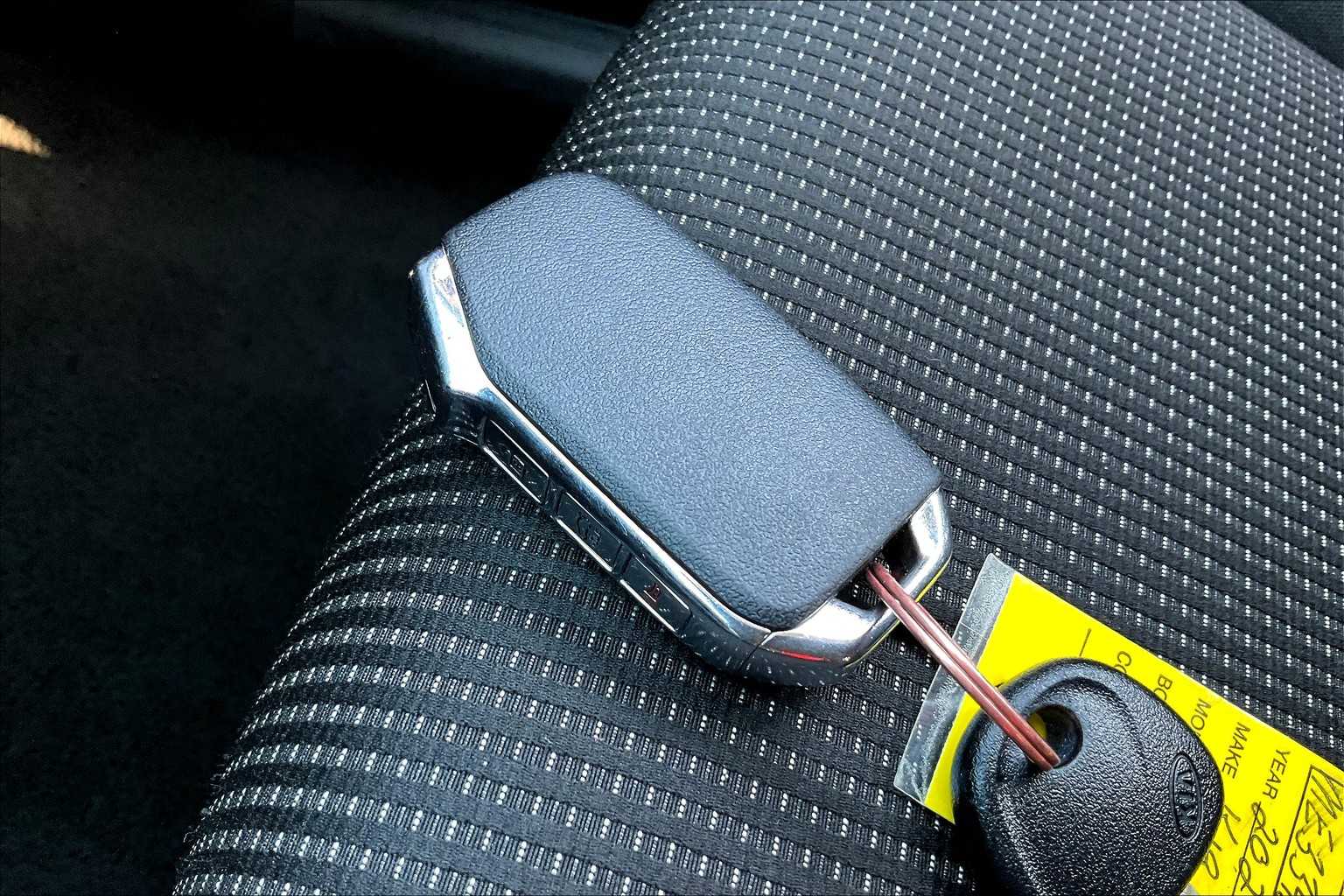 2021 Kia Forte FE LXS photo 12