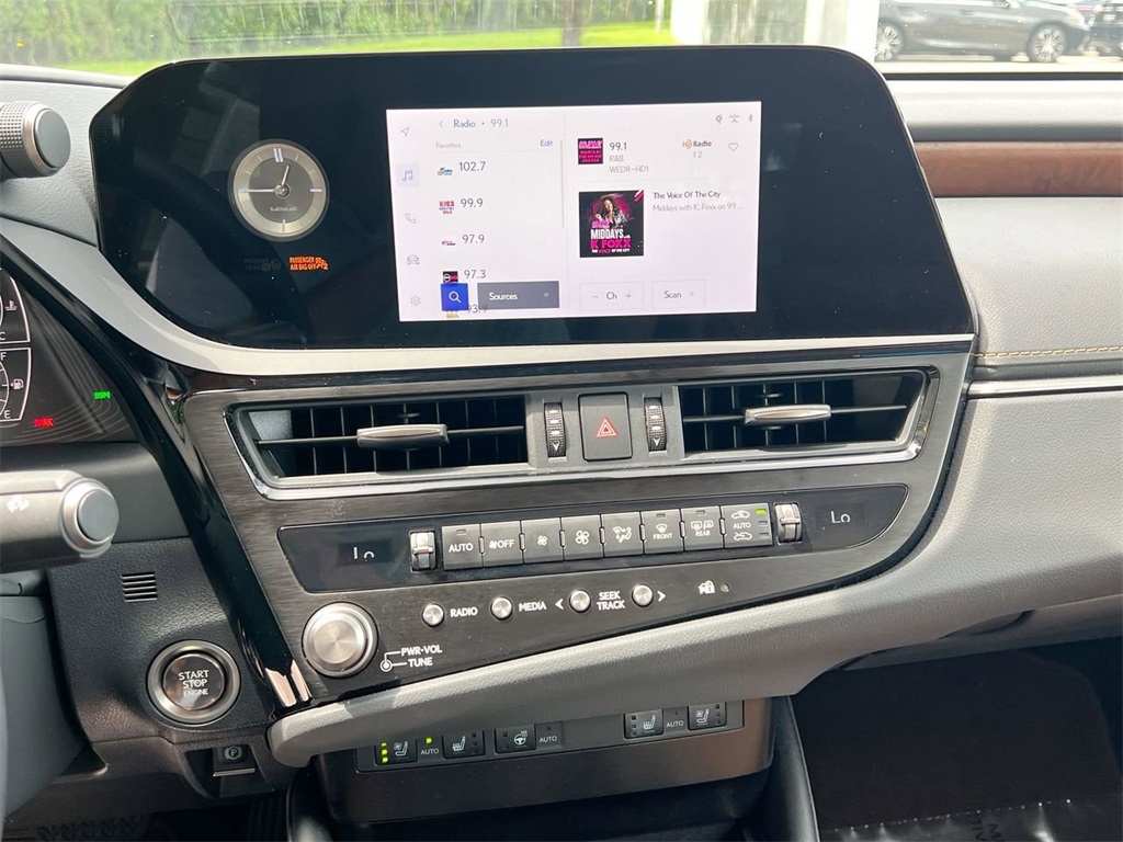 2024 Lexus ES 350 Premium photo 16