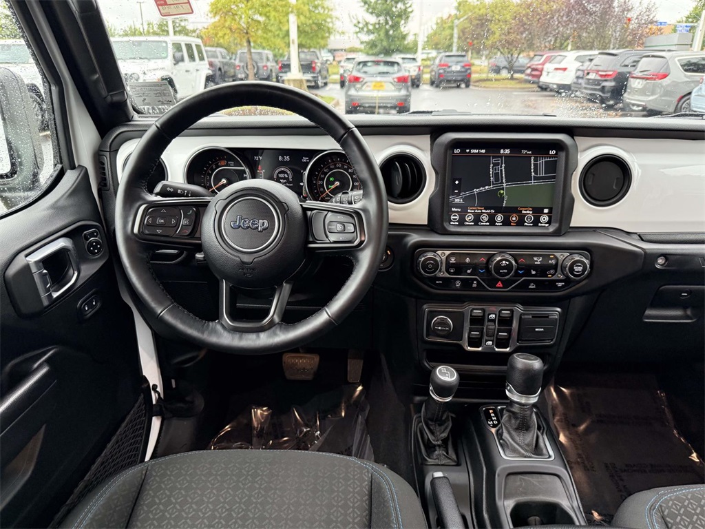 2021 Jeep Wrangler Unlimited Islander photo 17