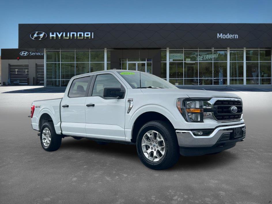 2023 Ford F-150 XLT photo 2
