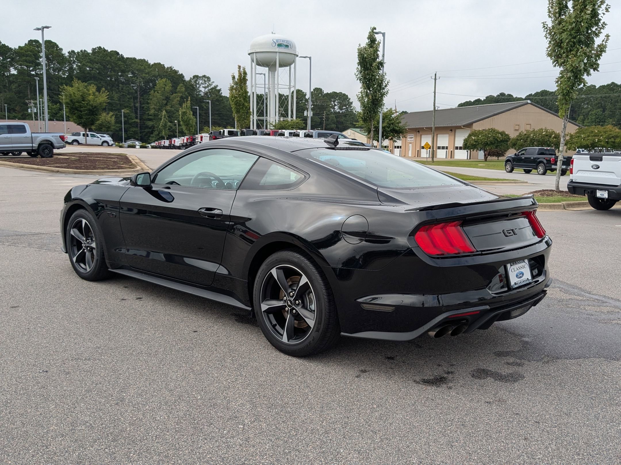 2021 Ford Mustang GT photo 10