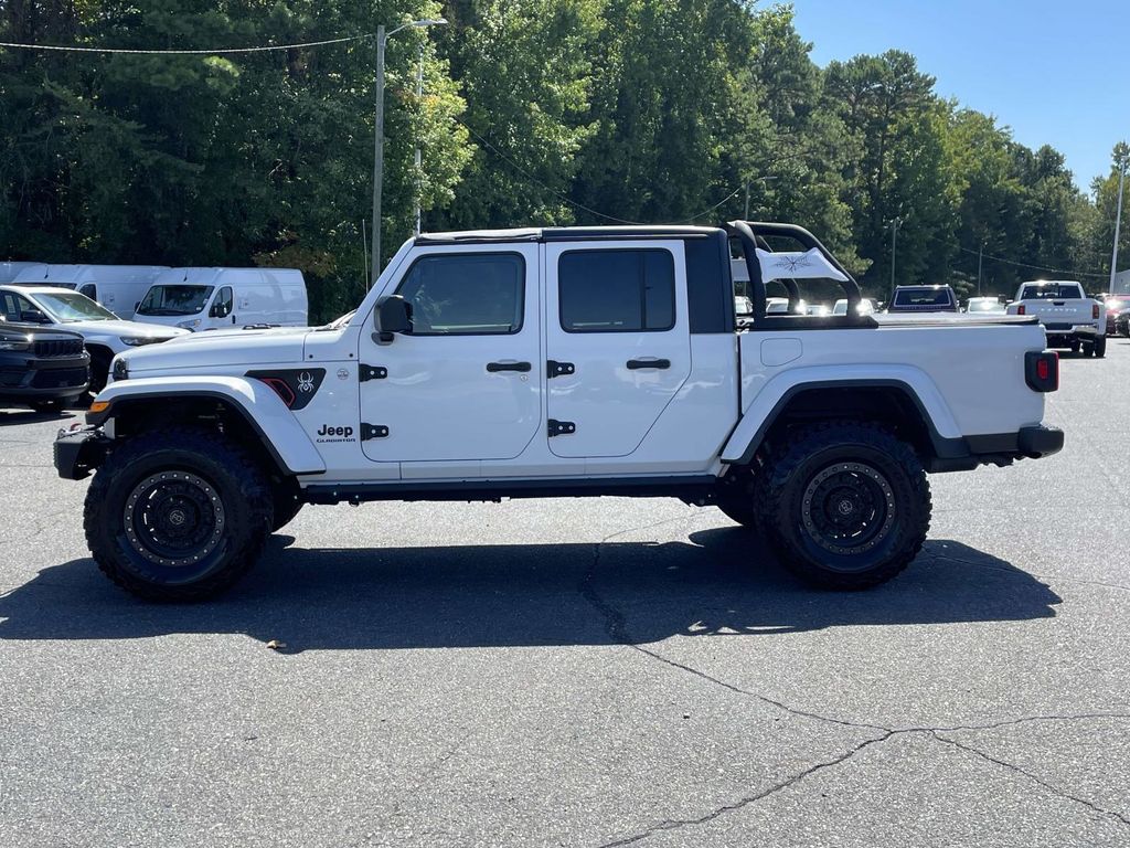 2021 Jeep Gladiator Sport photo 4