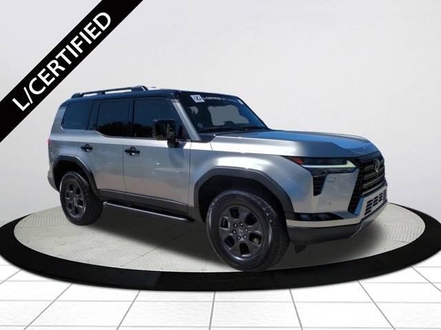 2024 Lexus GX Overtrail's photo