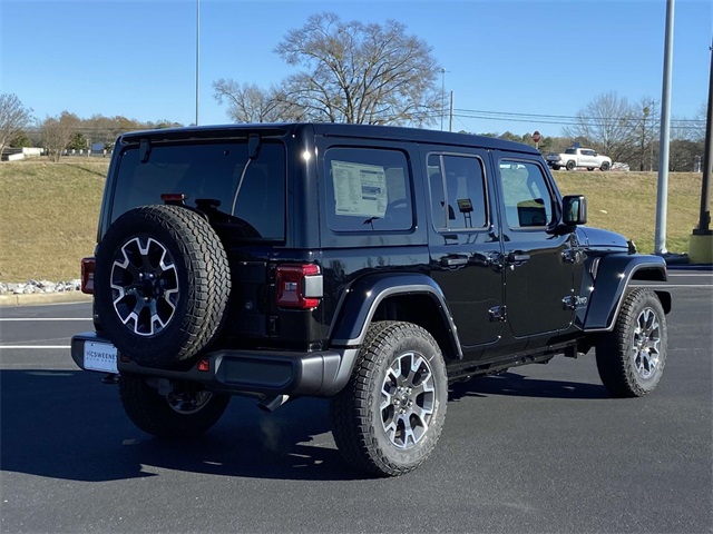 2025 Jeep Wrangler Sahara photo 3