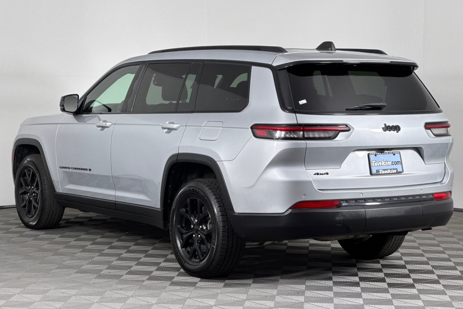 2024 Jeep Grand Cherokee Altitude photo 5