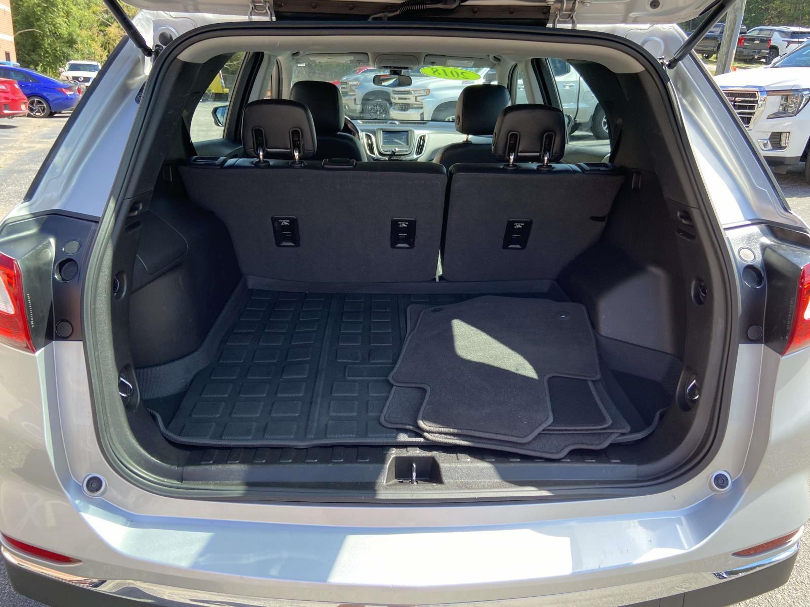 2018 Chevrolet Equinox LS photo 28