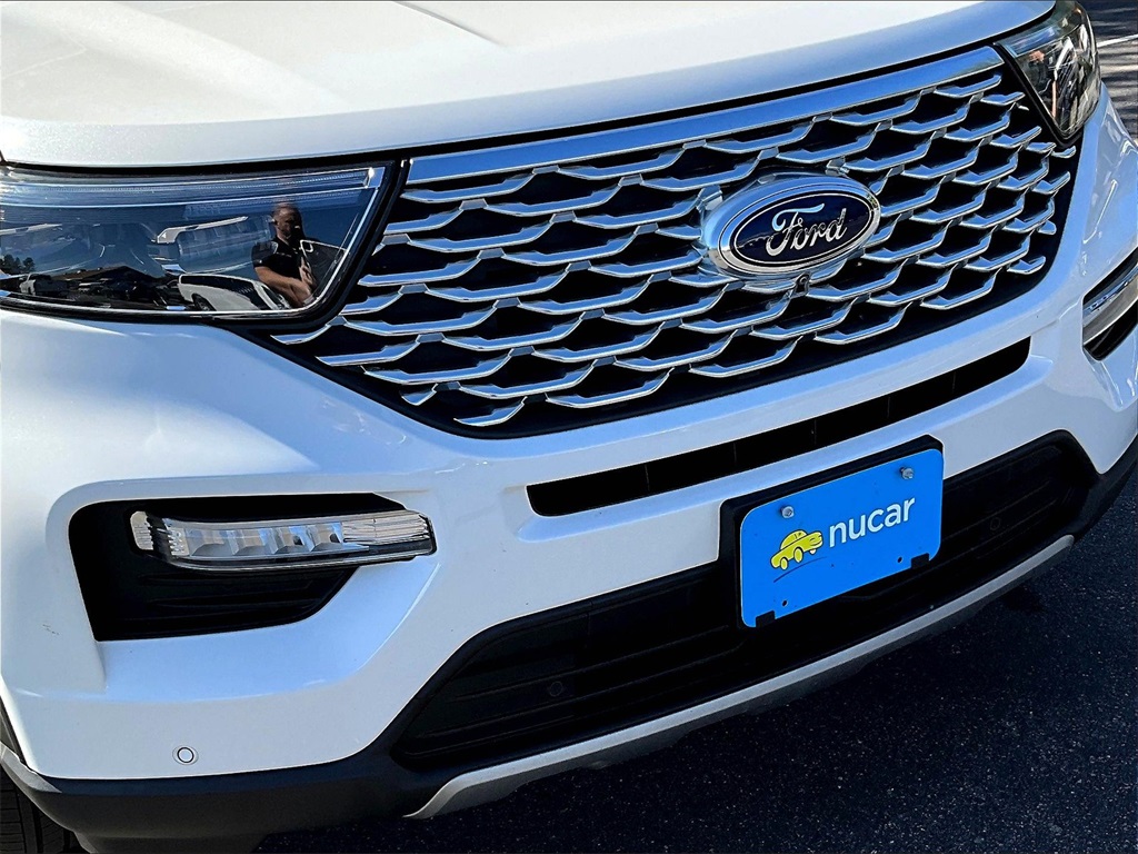 2020 Ford Explorer Platinum photo 29