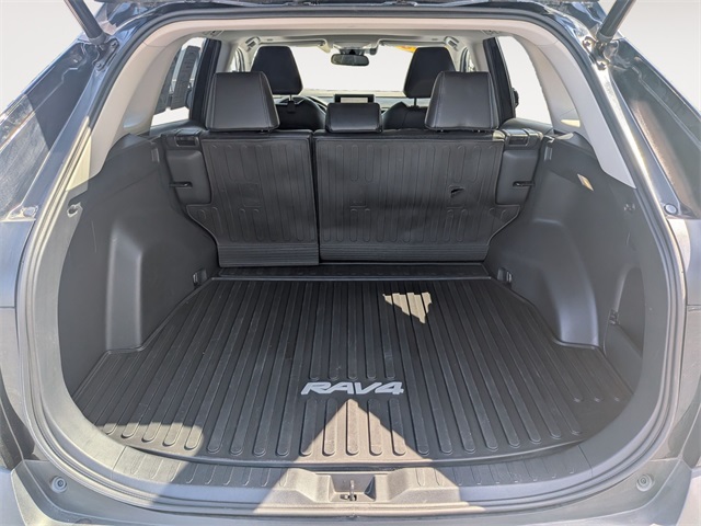 2023 Toyota RAV4 XLE Premium photo 26