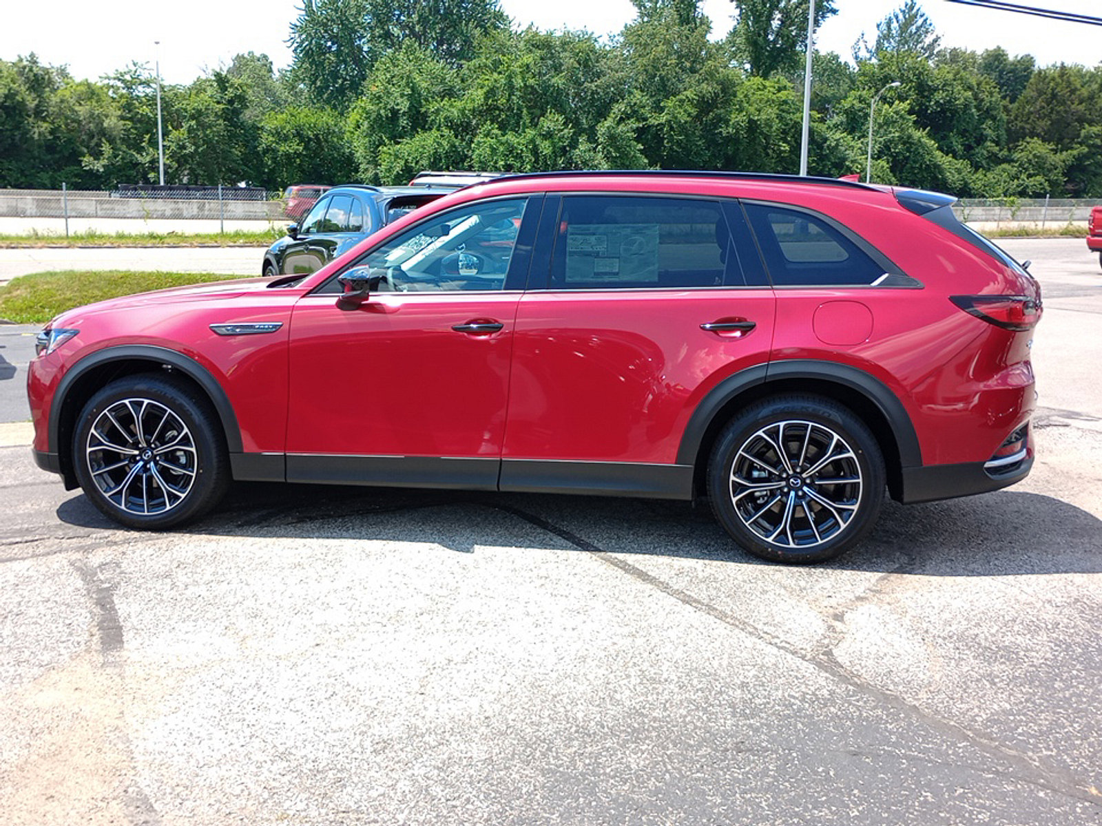 2025 Mazda CX-70 Plug-in Hybrid Premium photo 4