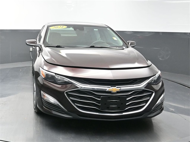 2021 Chevrolet Malibu LS photo 2