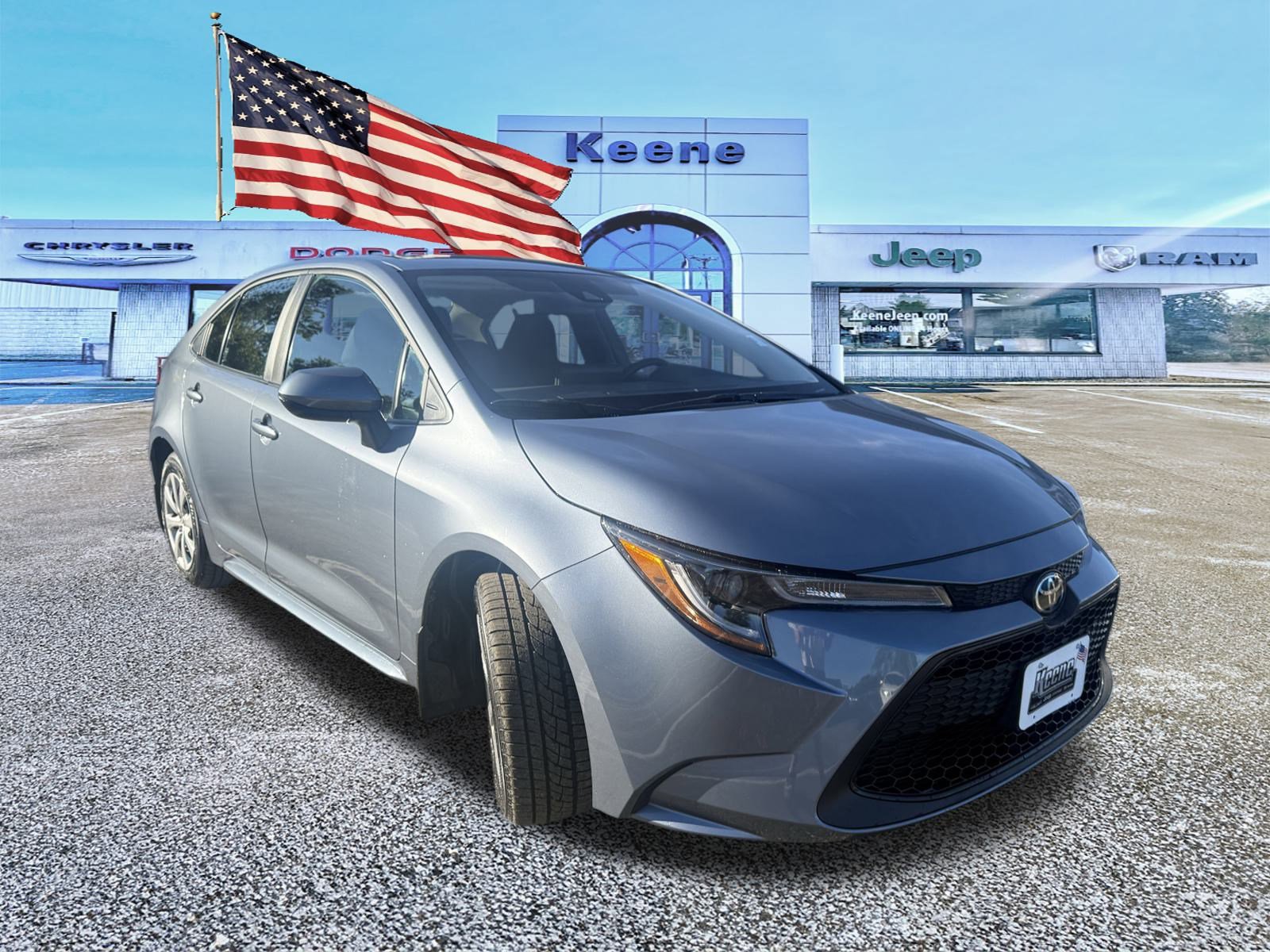 2022 Toyota Corolla LE photo 3