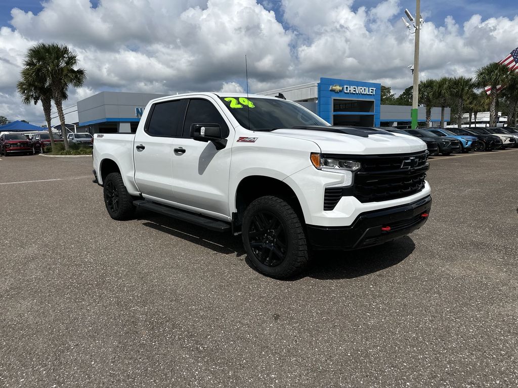 2024 Chevrolet Silverado 1500 LT Trail Boss photo 10