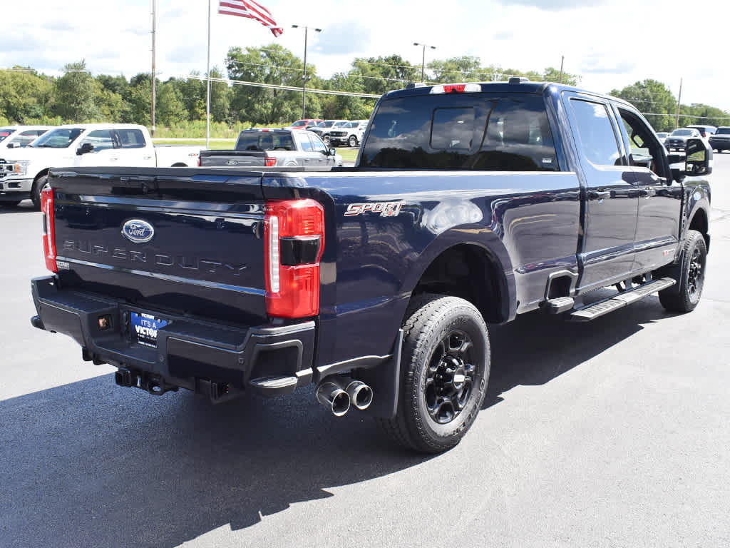 2024 Ford F-350 XLT photo 13