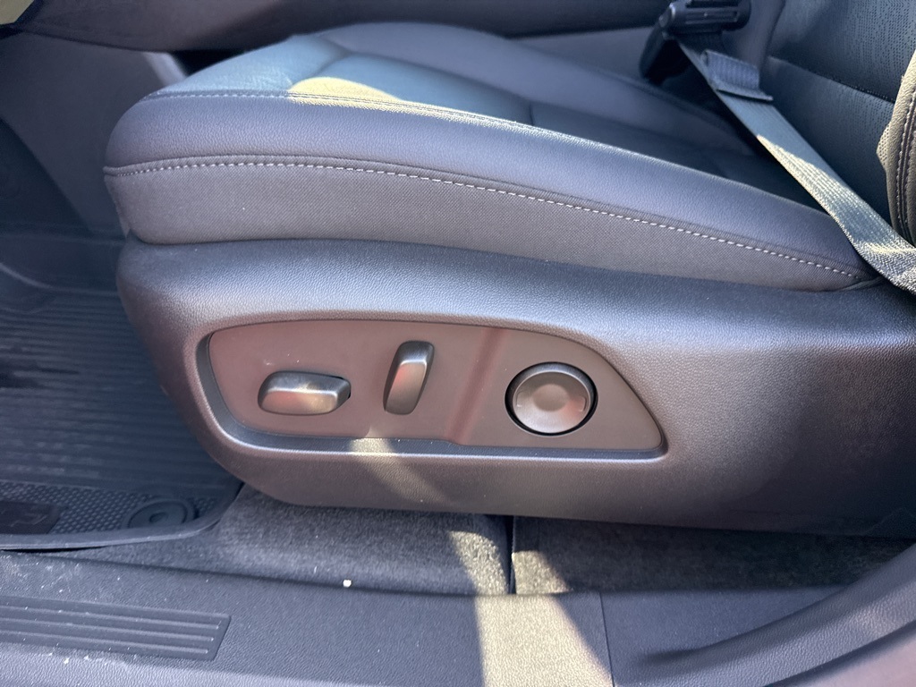 2026 Chevrolet Equinox LT photo 16