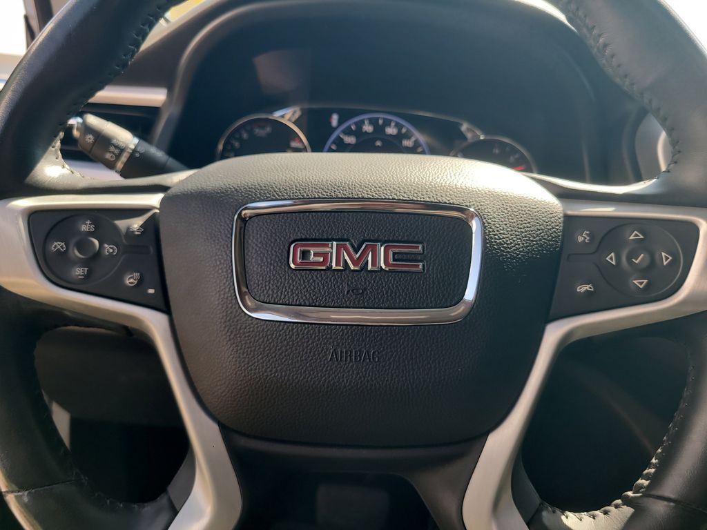 2021 Gmc Acadia SLT photo 12
