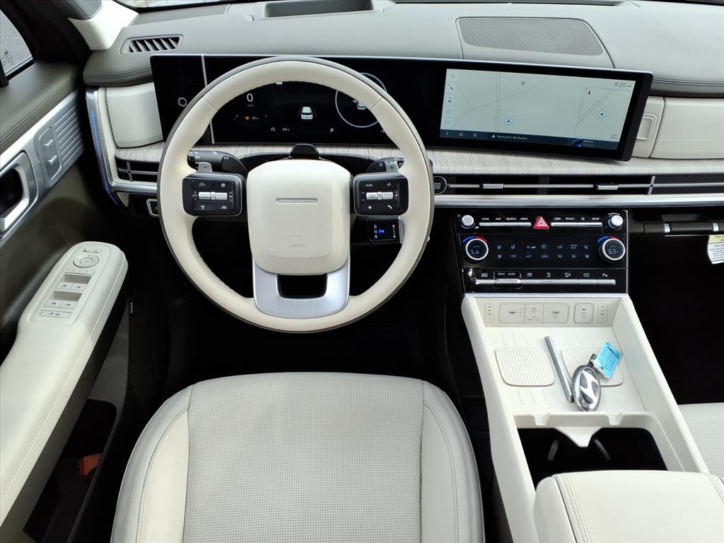 2024 Hyundai Santa Fe Calligraphy photo 3