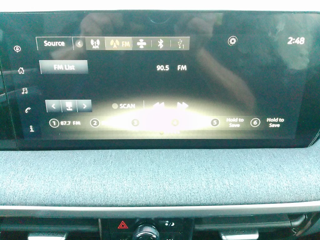 2025 Nissan Kicks SV photo 31
