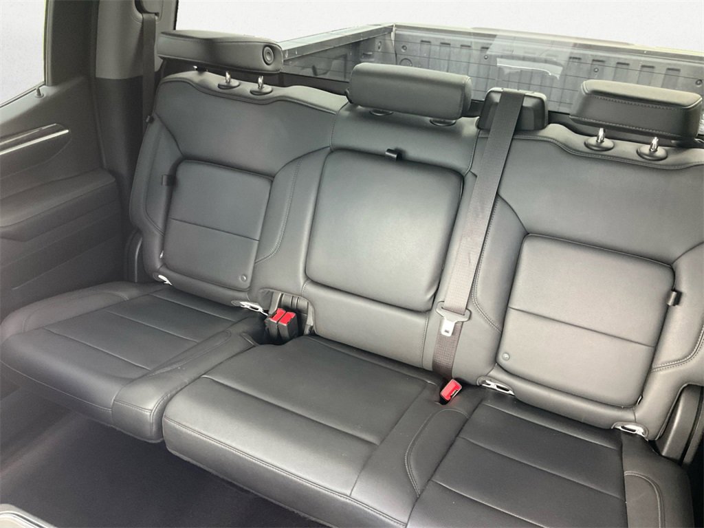 2023 Chevrolet Silverado 1500 LTZ photo 9