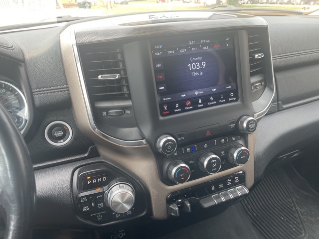 2020 Ram 1500 Laramie photo 10