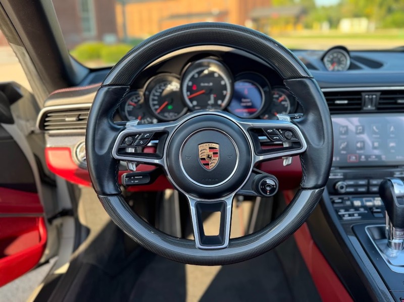 2019 Porsche 911 Turbo photo 20