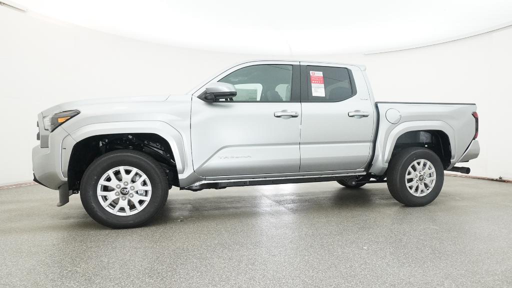 2025 Toyota Tacoma SR5 Double Cab photo 7