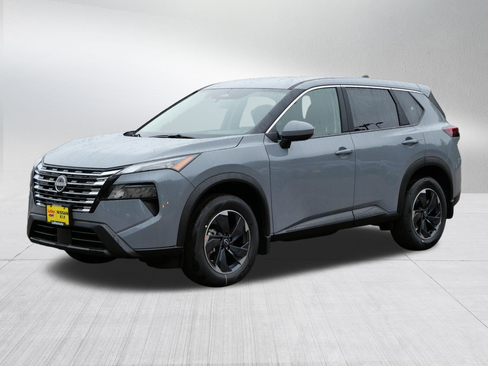 2026 Nissan Rogue SV photo 4
