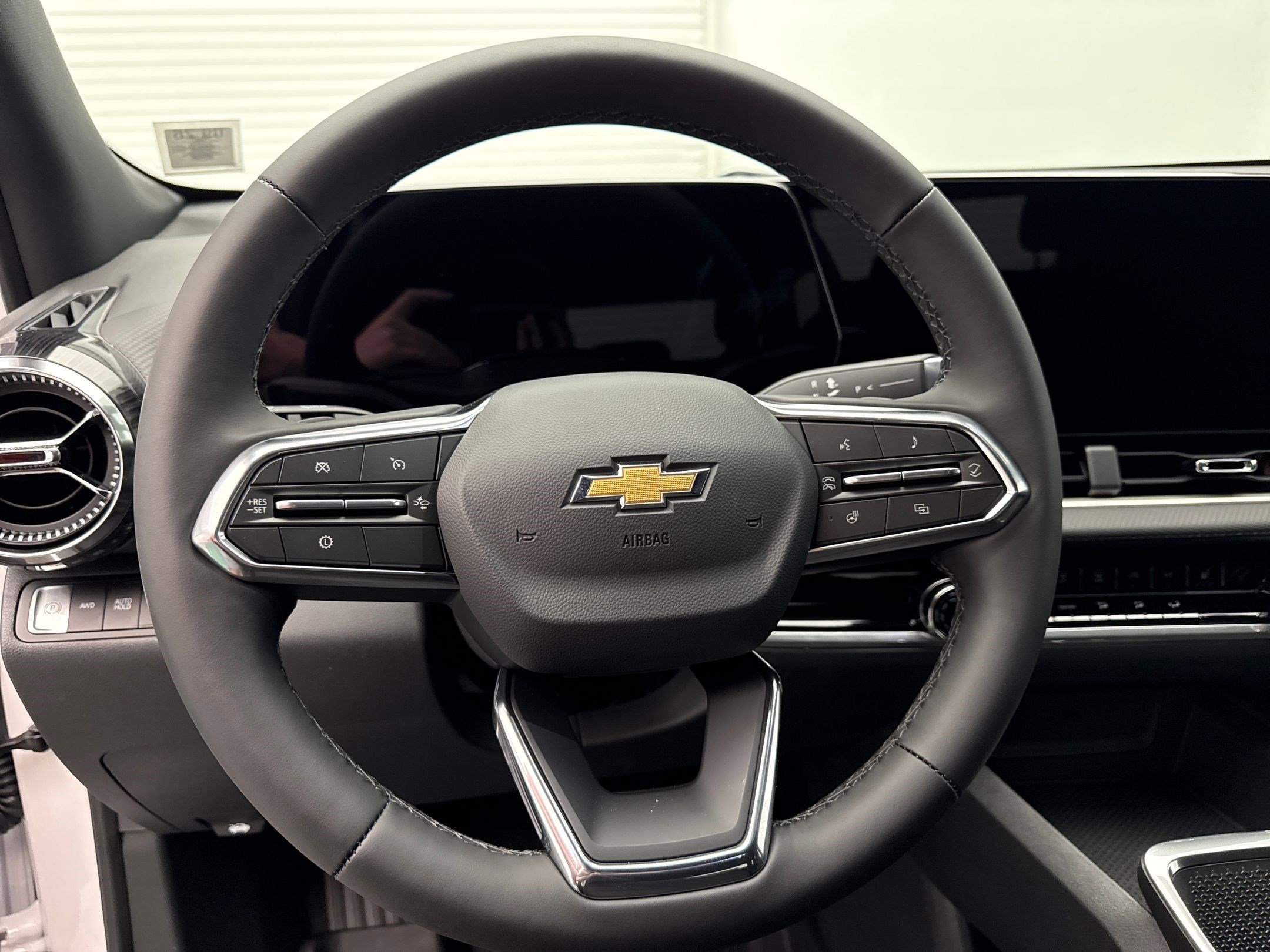 2026 Chevrolet Equinox LT photo 14